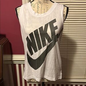 Nike White Graphic Muscle Tee Sleeveless Relaxed